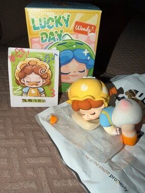 Wendy Lucky Day Series- Duck